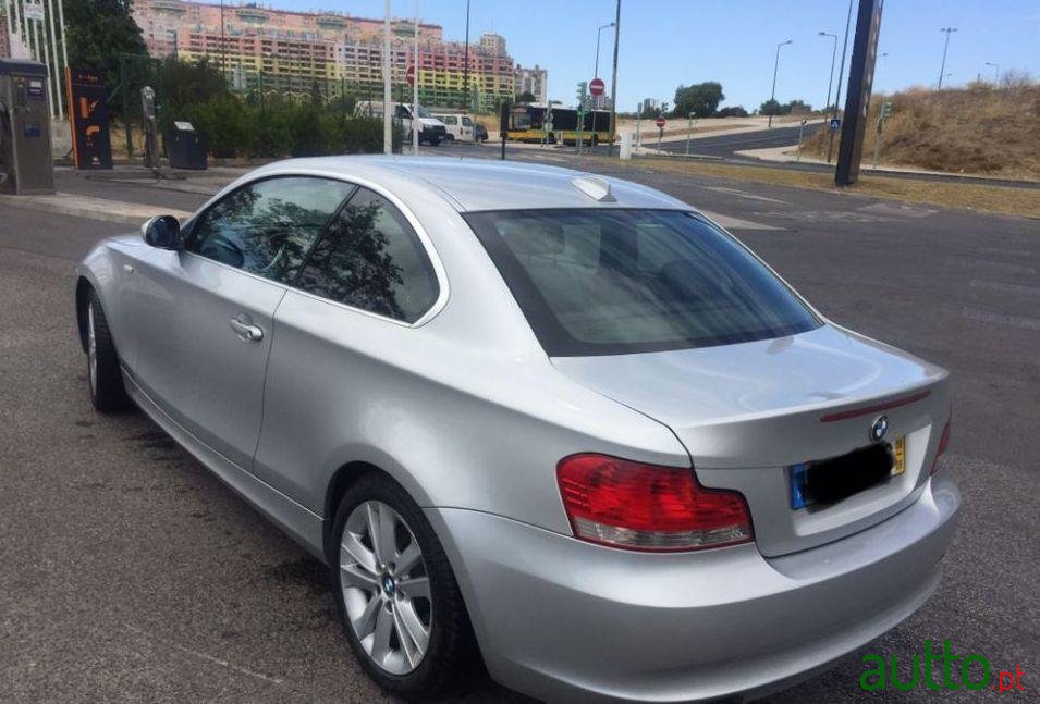 2008' BMW 120 E82 photo #1