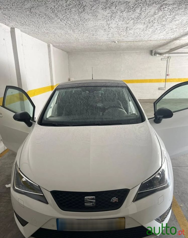 2015' SEAT Ibiza photo #1