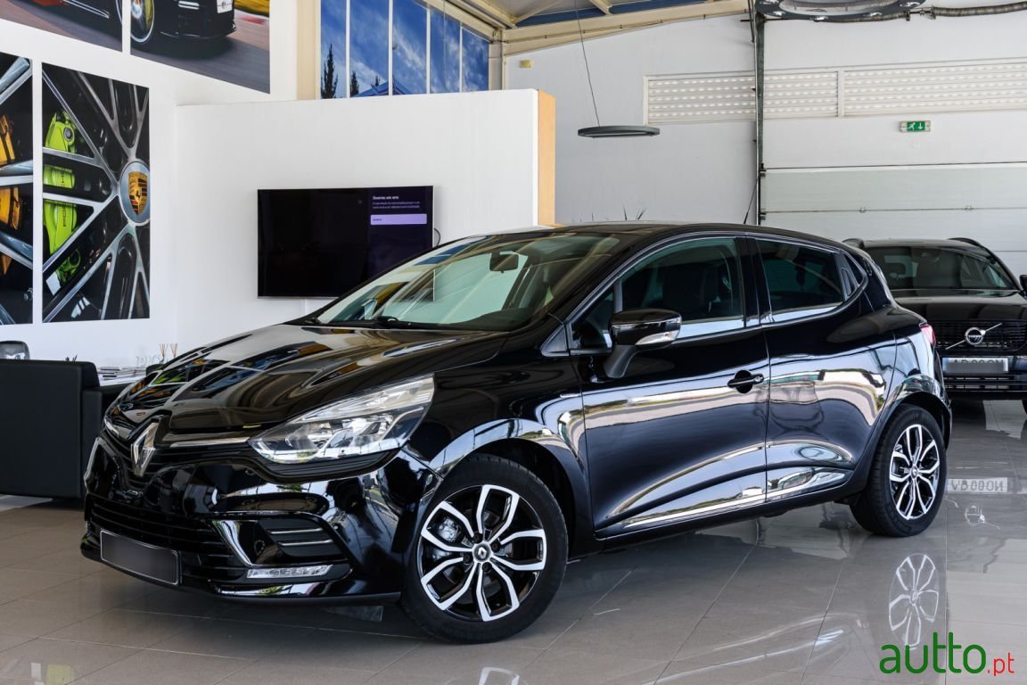 2018' Renault Clio photo #1