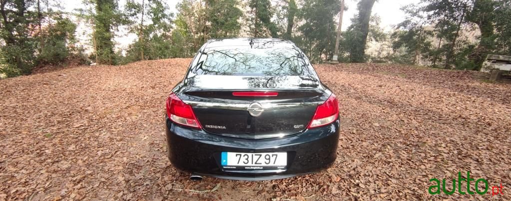 2010' Opel Insignia photo #6