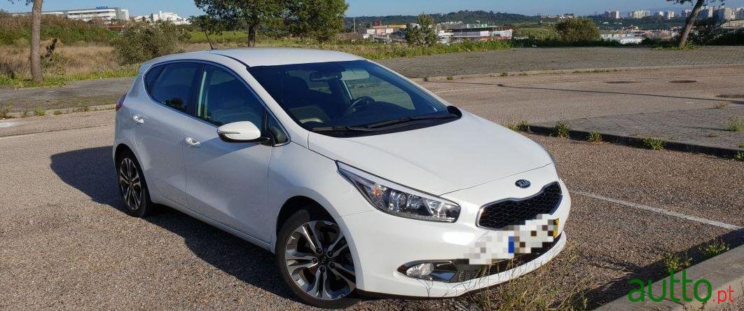 2014' Kia Ceed photo #3