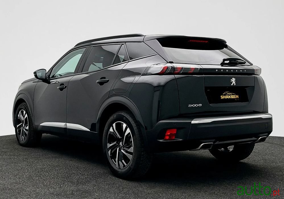 2021' Peugeot 2008 photo #4