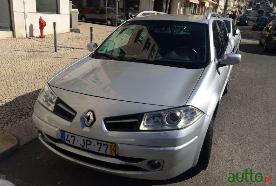 2007' Renault Megane Break photo #1