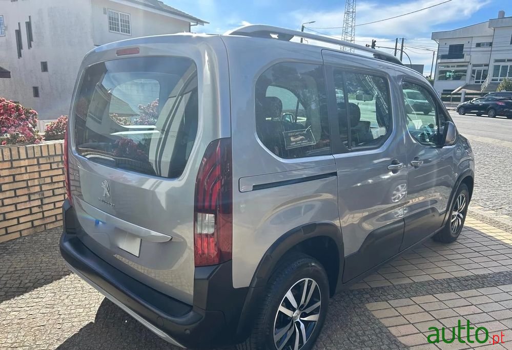 2019' Peugeot Rifter photo #4