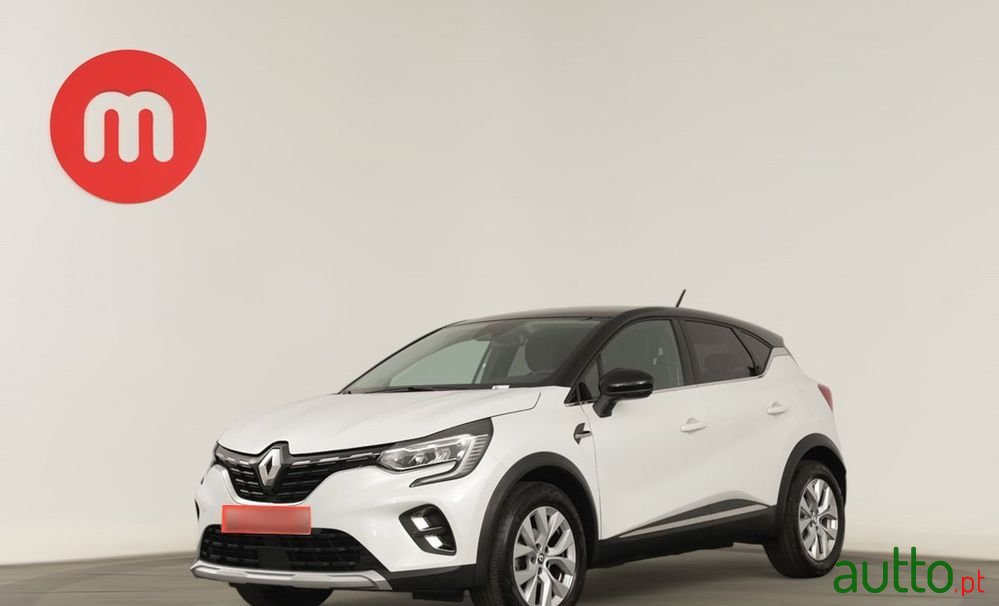 2022' Renault Captur photo #2