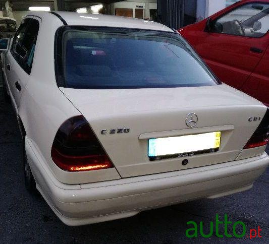 2000' Mercedes-Benz 220 W 202 photo #3