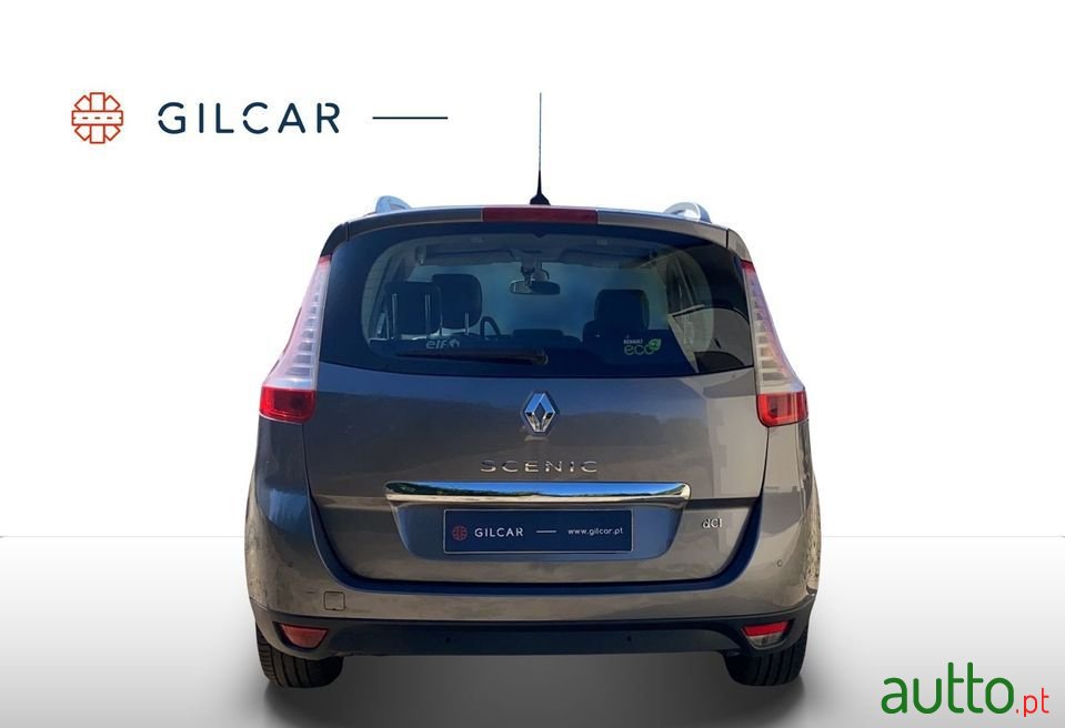 2012' Renault Grand Scenic photo #5