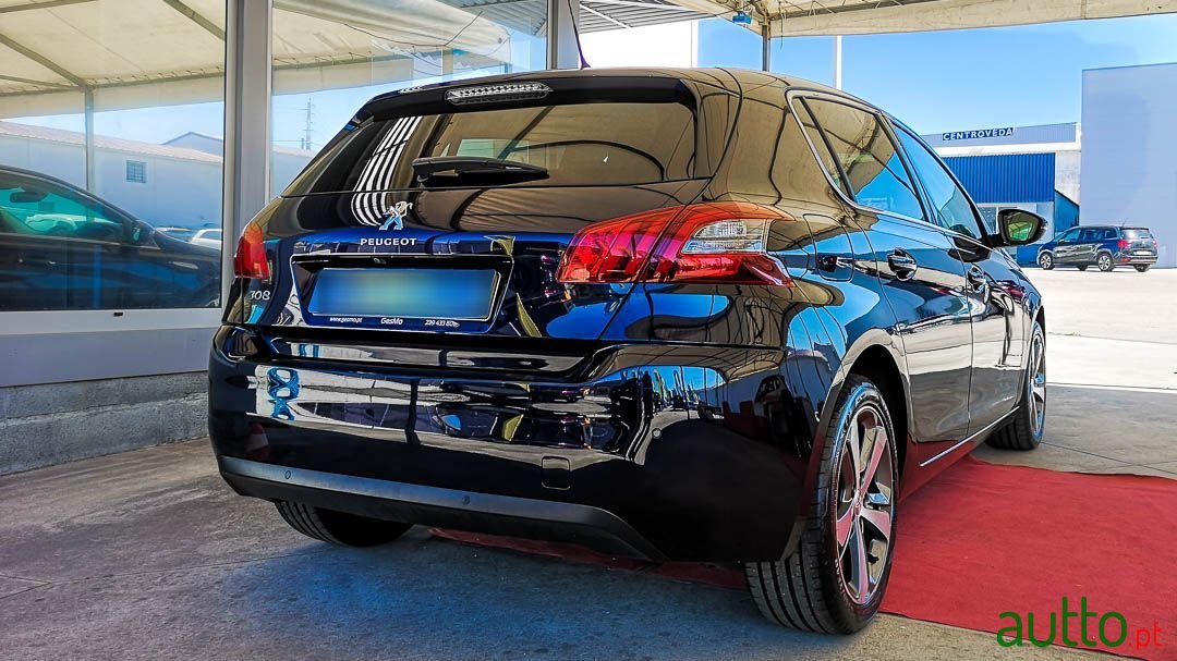 2018' Peugeot 308 photo #5