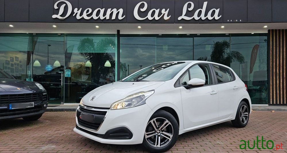 2017' Peugeot 208 photo #1