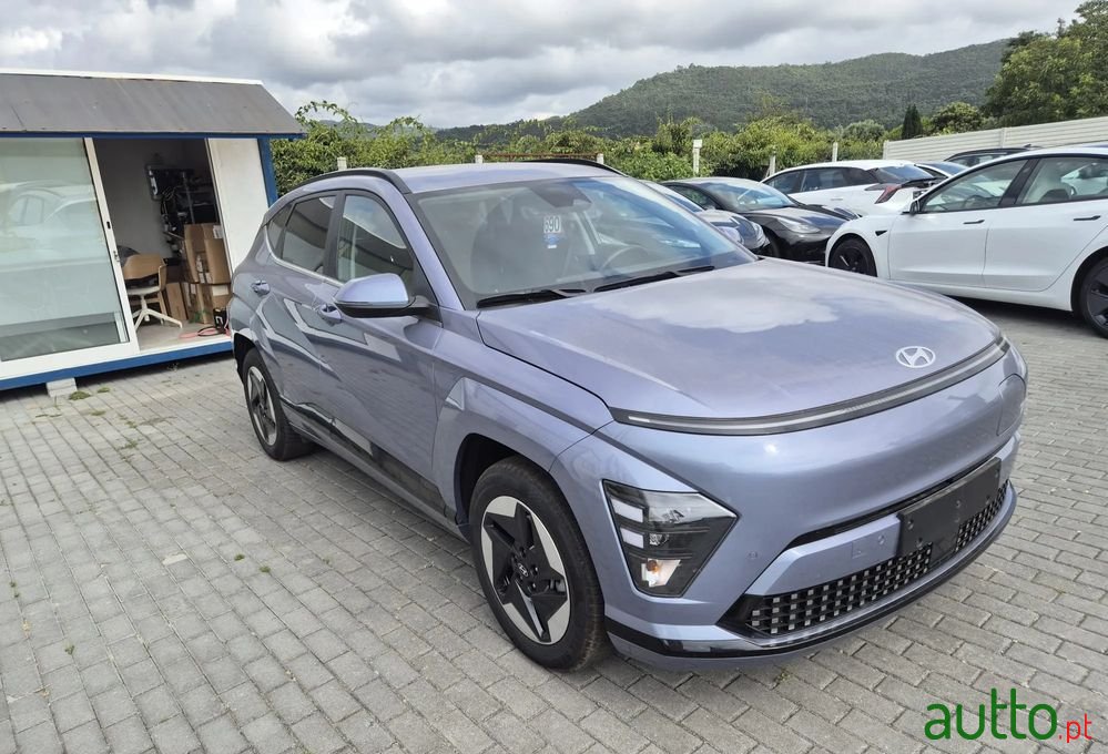 2023' Hyundai Kauai photo #2