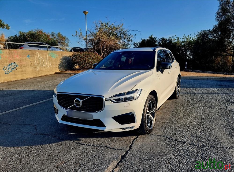 2020' Volvo Xc 60 photo #1