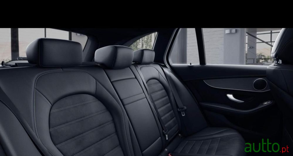 2021' Mercedes-Benz C 300 De Amg Line photo #6