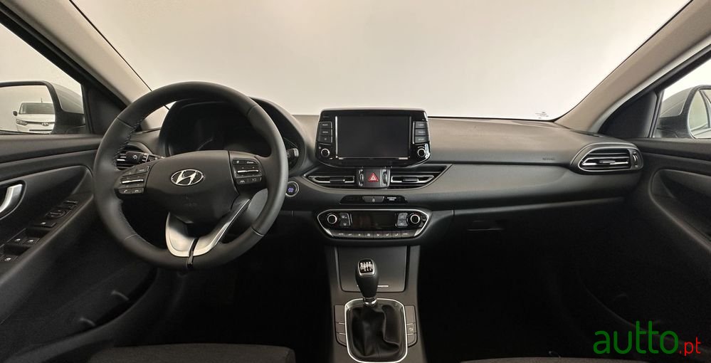 2024' Hyundai i30 photo #4