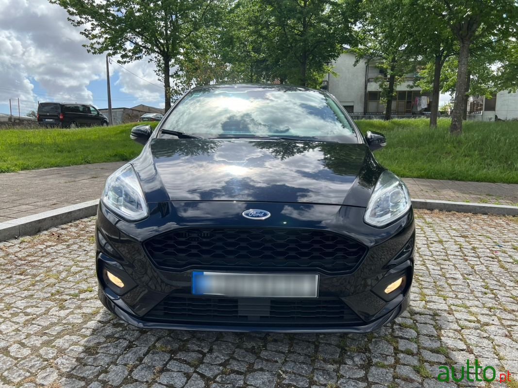 2020' Ford Fiesta photo #2