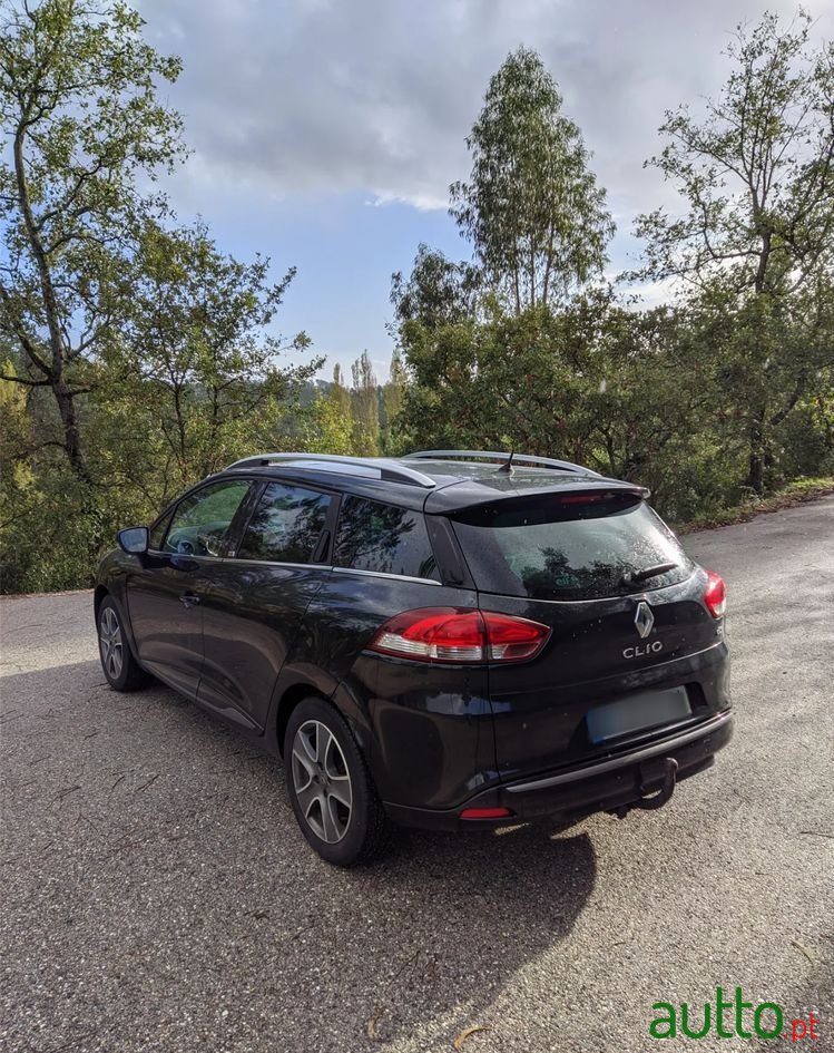 2014' Renault Clio Sport Tourer photo #2