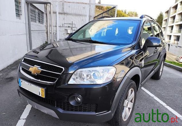 2010' Chevrolet Captiva photo #2