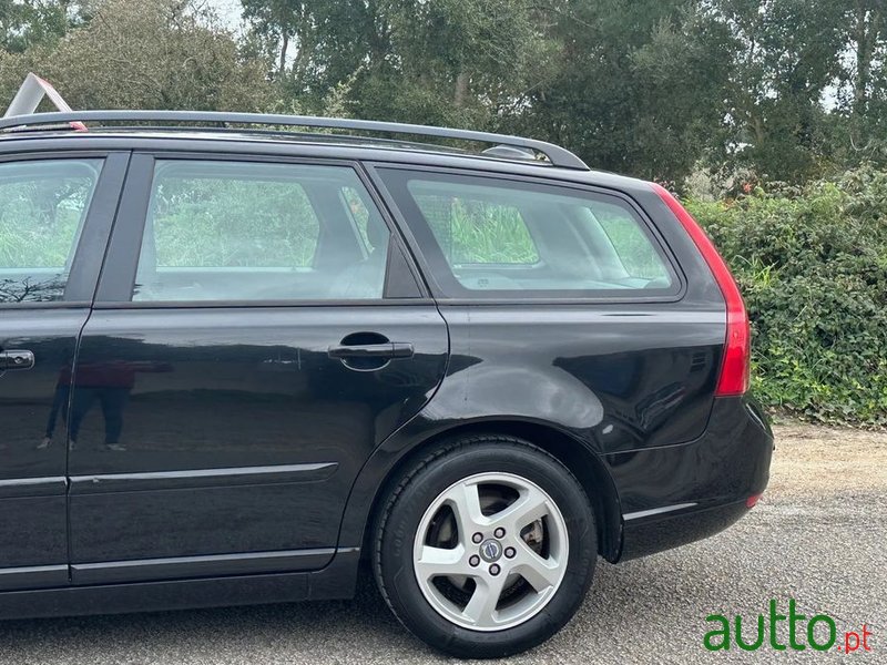 2010' Volvo V50 1.6 D Drive photo #3
