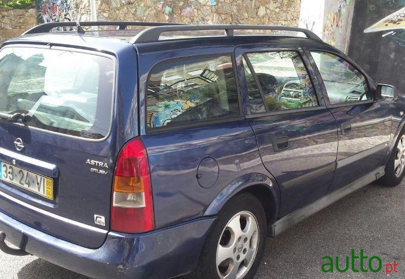 2000' Opel Astra-Caravan G photo #2