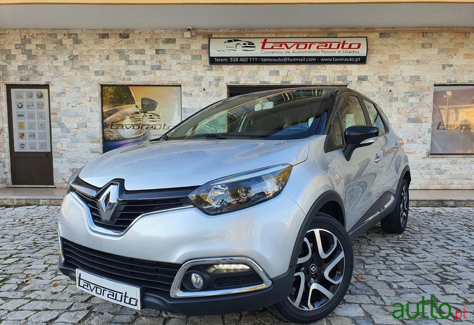 2015' Renault Captur photo #1