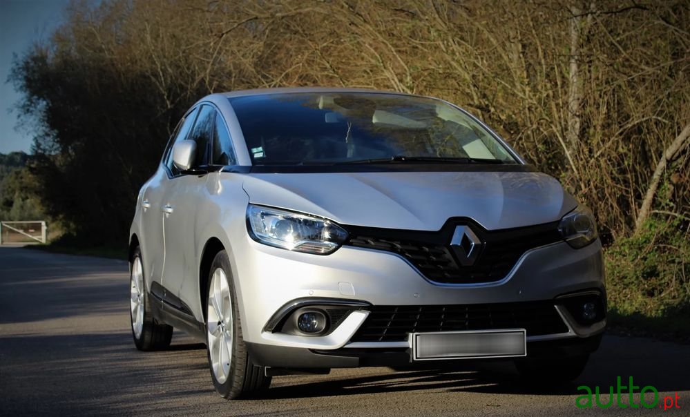 2017' Renault Scenic photo #5