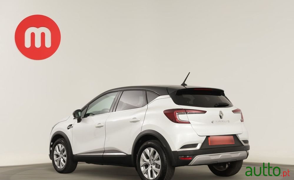 2022' Renault Captur photo #3