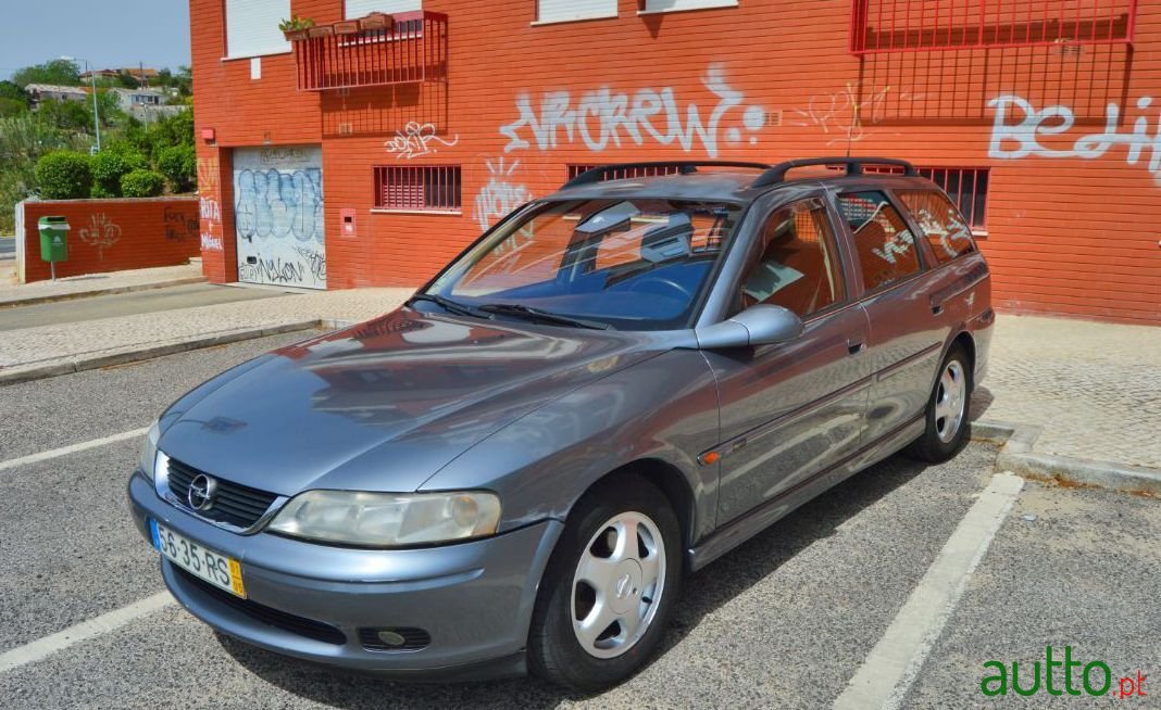2001' Opel Vectra Caravan photo #5