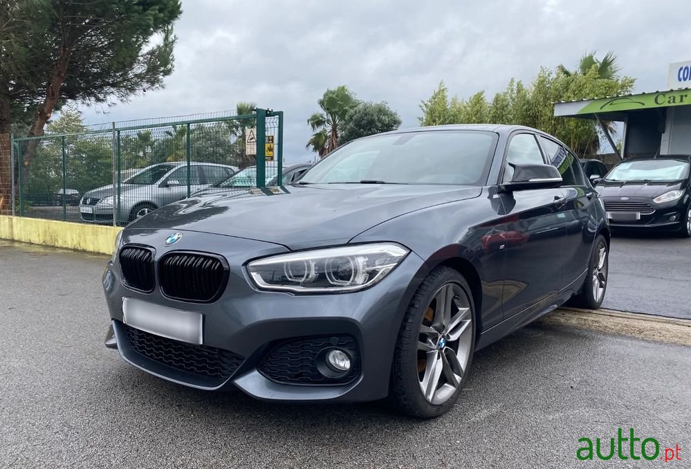 2015' BMW Série 1 D Pack M photo #2