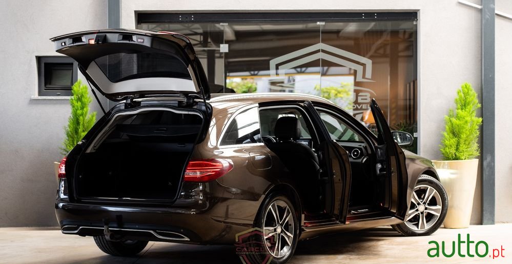 2015' Mercedes-Benz C 220 photo #5