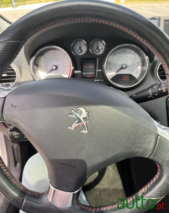 2013' Peugeot 308 Sw photo #5