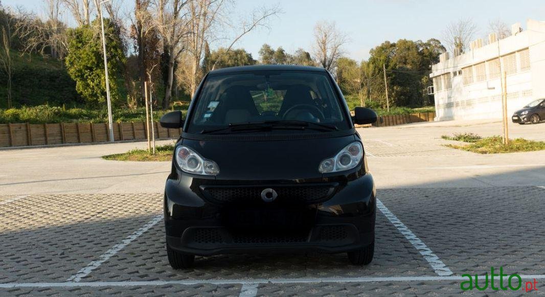 2012' Smart Fortwo Coupé Cdi photo #2