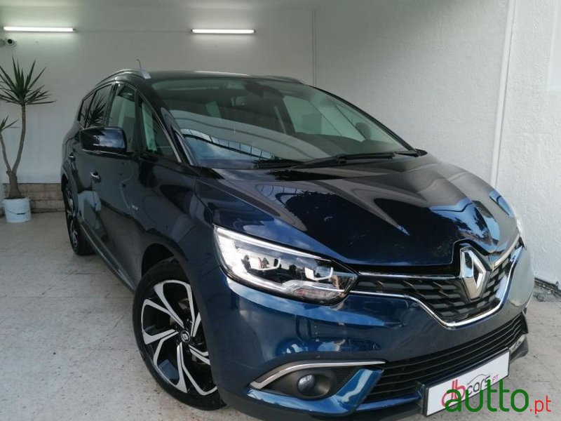 2017' Renault Grand Scenic photo #1