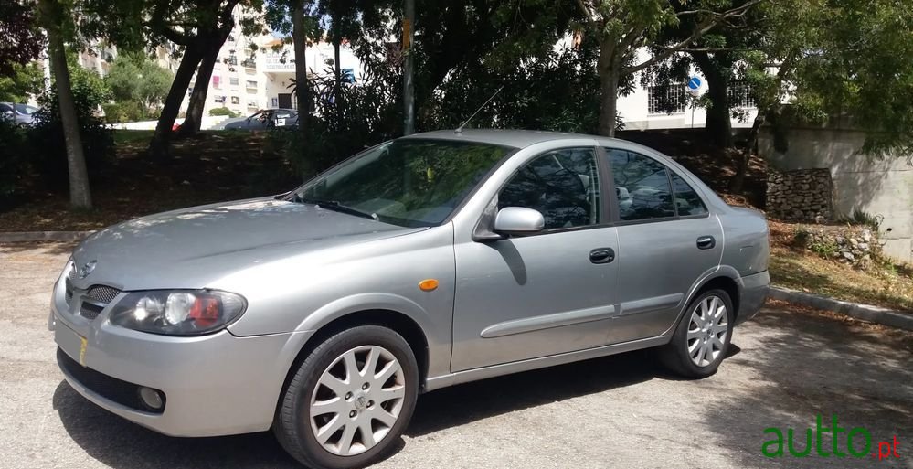 2004' Nissan Almera photo #1