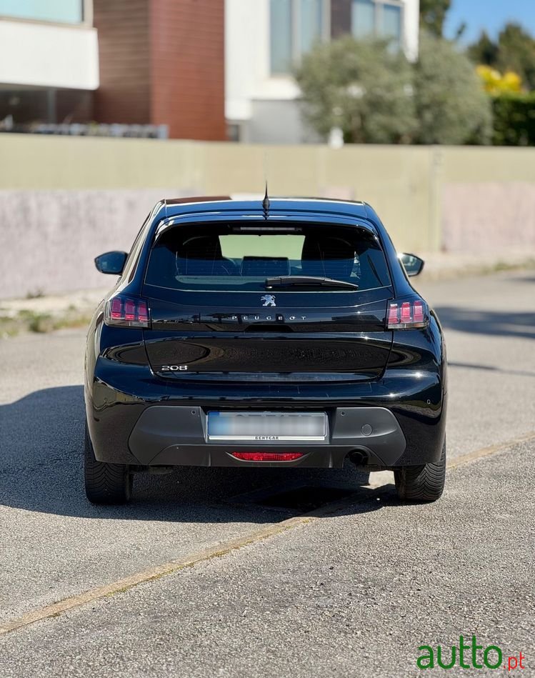 2021' Peugeot 208 photo #6