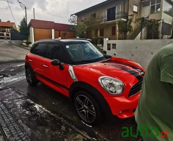 2011' MINI Countryman One D photo #5