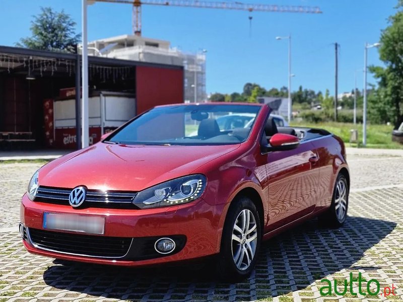 2011' Volkswagen Golf 1.6 Tdi photo #2