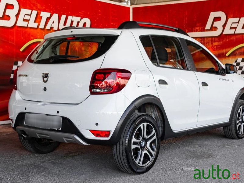 2021' Dacia Sandero photo #5