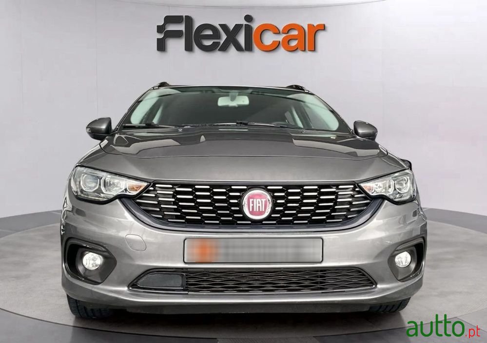 2020' Fiat Tipo Station Wagon photo #5