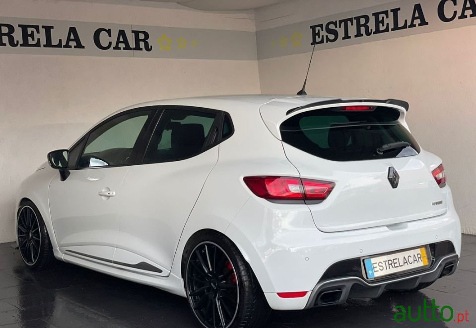 2014' Renault Clio photo #5