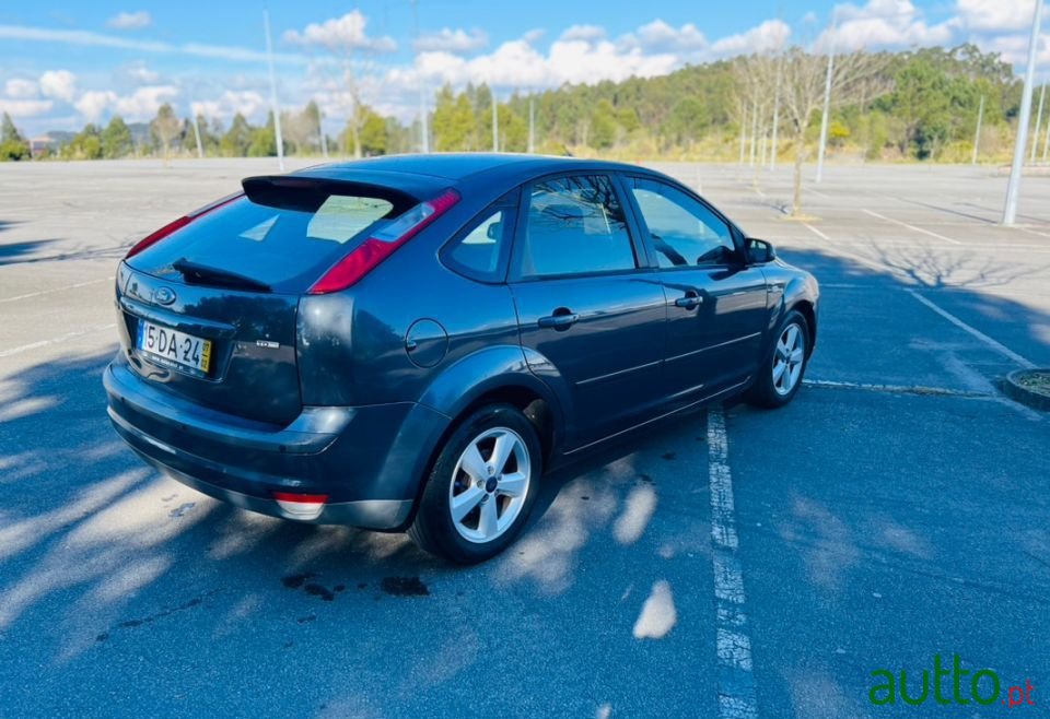 2007' Ford Focus photo #4