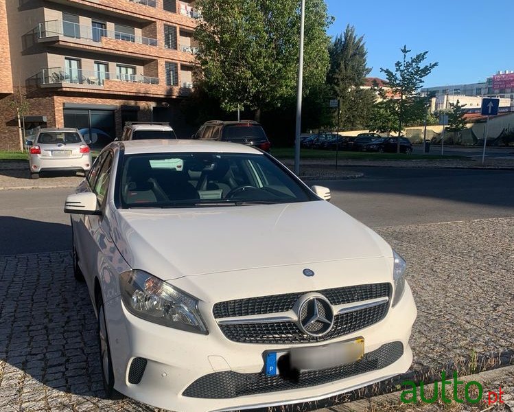 2017' Mercedes-Benz A 160 D Style Aut. photo #2