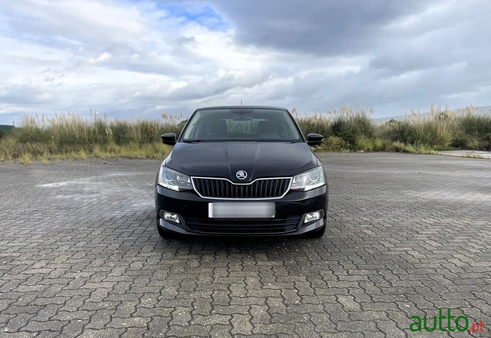 2015' Skoda Fabia 1.4 Tdi Style photo #2