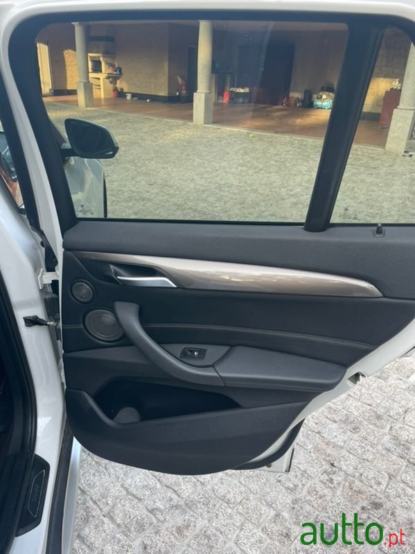 2016' BMW X1 photo #5