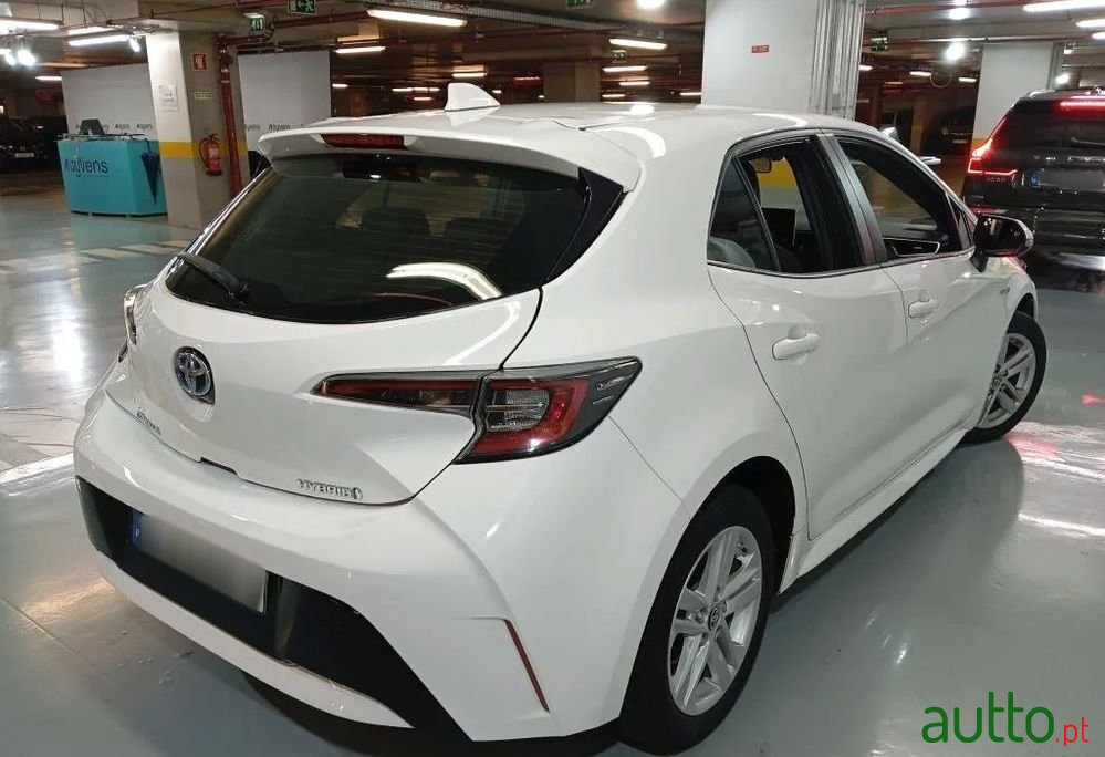 2020' Toyota Corolla 1.8 Hybrid Comfort photo #3