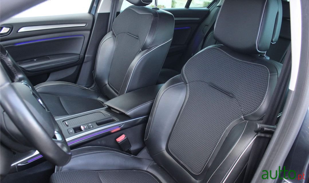 2018' Renault Megane photo #5