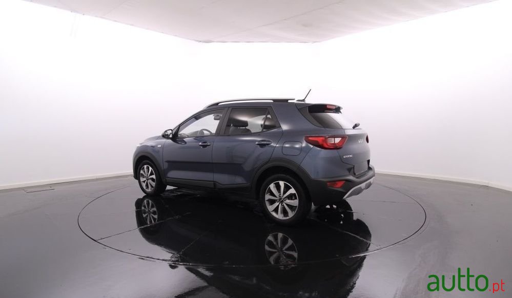 2023' Kia Stonic 1.2 Dynamic photo #4