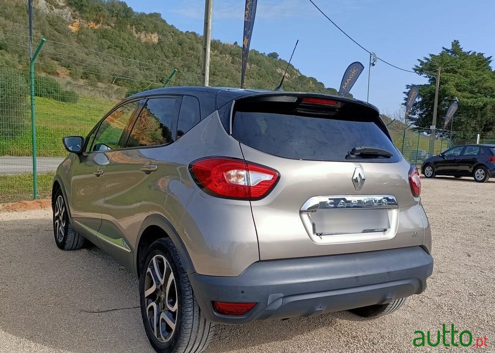 2015' Renault Captur 1.5 Dci Exclusive photo #4