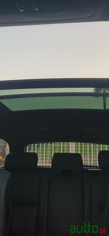 2007' BMW Série 5 Da Touring photo #6