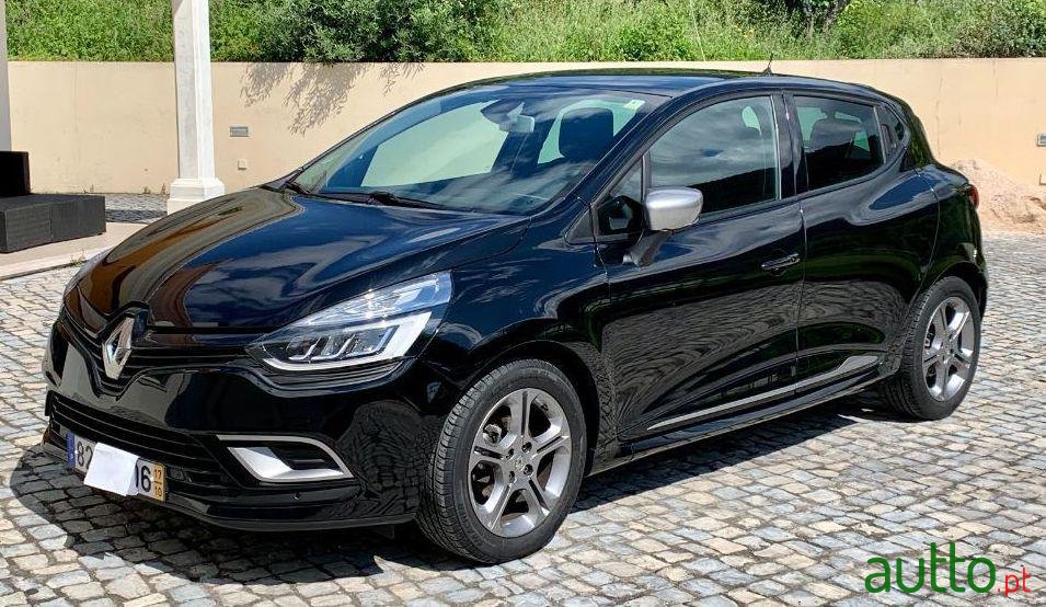 2017' Renault Clio 1.5 Dci Gt Line photo #3
