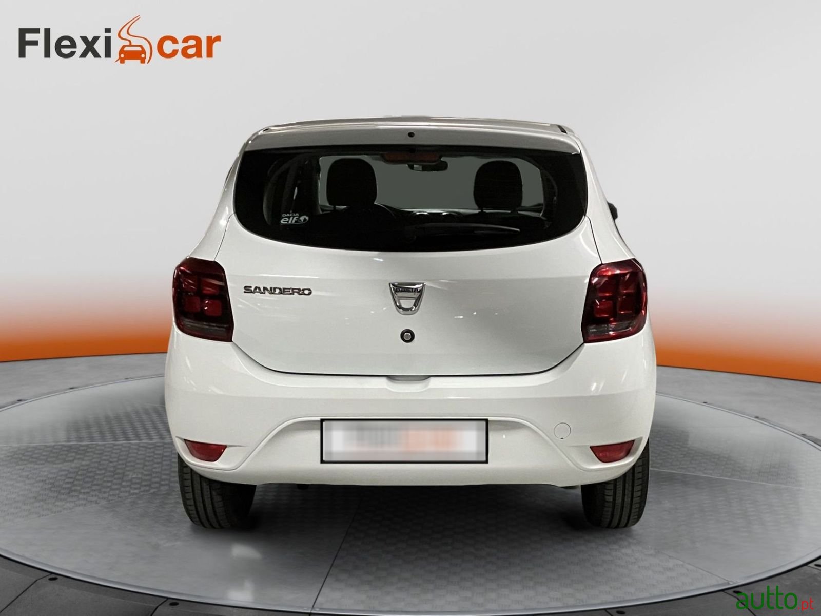 2017' Dacia Sandero photo #6