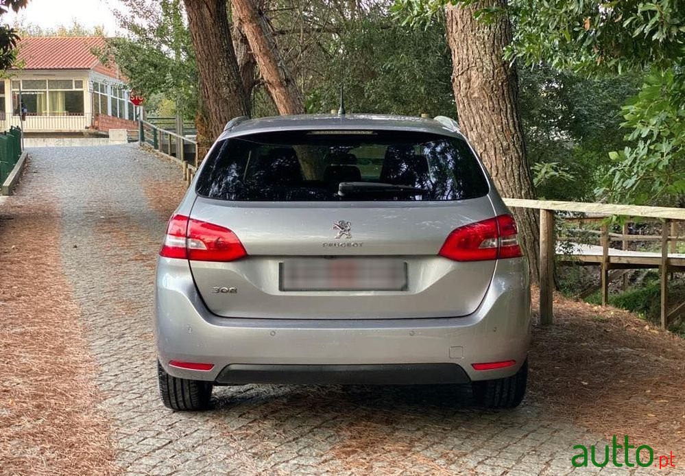 2018' Peugeot 308 Sw photo #6
